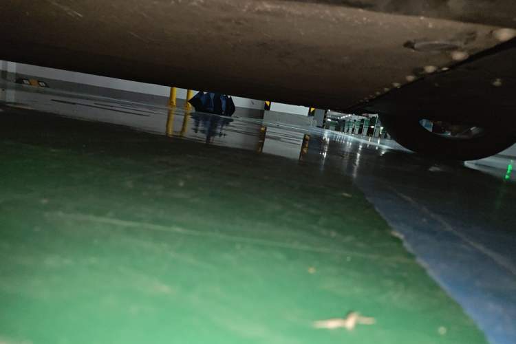 Used Xiaomi Auto SU7 2024 Rear-Drive Long-Range Intelligent Driving Version Chassis Front Right