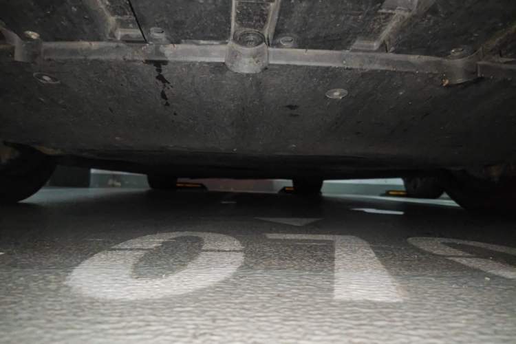 Used Xiaomi Auto SU7 2024 Four-Wheel Drive Ultra-Long Range Advanced Intelligent Driving Max Edition Chassis Front