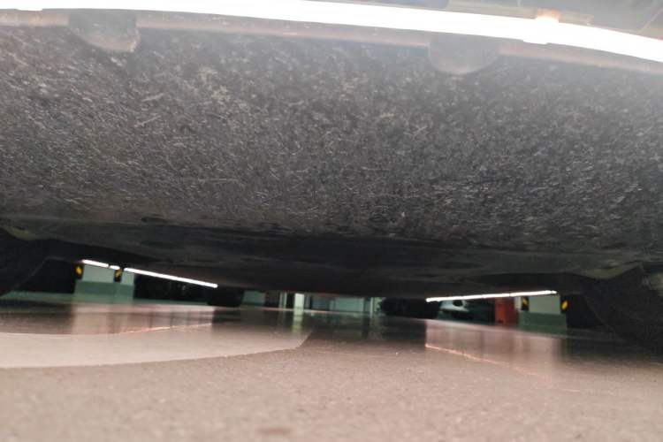 Used Xiaomi Auto SU7 2024 Four-Wheel Drive Ultra-Long Range Advanced Intelligent Driving Max Edition Chassis Front