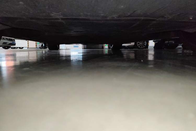 Used Xiaomi Auto SU7 2024 Rear-Drive Long-Range Intelligent Driving Version Chassis Front