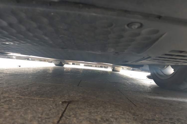 Used Xiaomi Auto SU7 2024 Four-Wheel Drive Ultra-Long Range Advanced Intelligent Driving Max Edition Chassis Rear