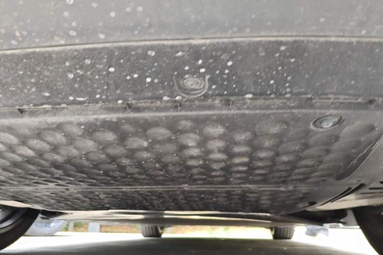 Used Xiaomi Auto SU7 2024 Four-Wheel Drive Ultra-Long Range Advanced Intelligent Driving Max Edition Chassis Rear