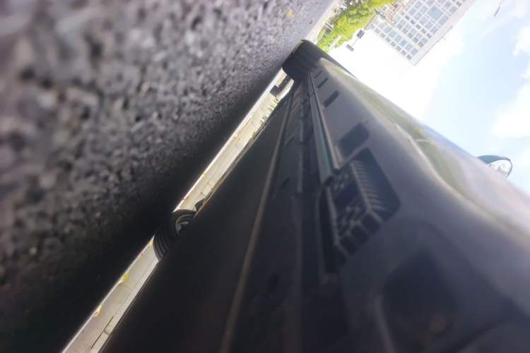 Used Xiaomi Auto SU7 2024 Four-Wheel Drive Ultra-Long Range Advanced Intelligent Driving Max Edition Chassis Rear Left