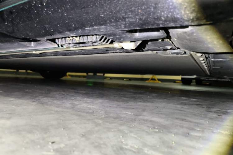 Used Xiaomi Auto SU7 2024 Four-Wheel Drive Ultra-Long Range Advanced Intelligent Driving Max Edition Chassis Rear Left