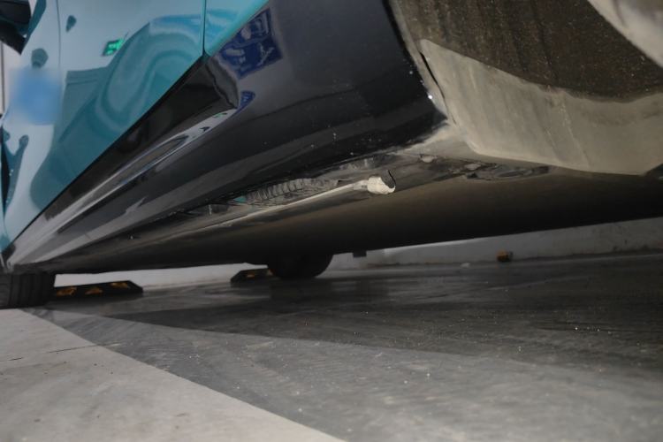 Used Xiaomi Auto SU7 2024 Four-Wheel Drive Ultra-Long Range Advanced Intelligent Driving Max Edition Chassis Rear Left