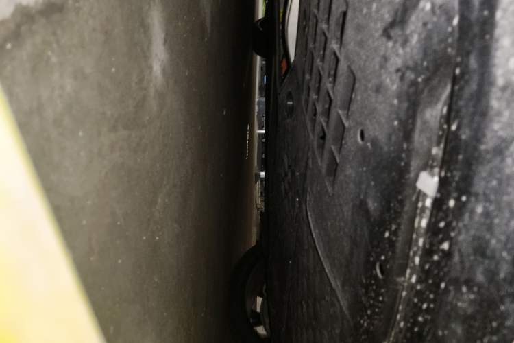 Used Xiaomi Auto SU7 2024 Four-Wheel Drive Ultra-Long Range Advanced Intelligent Driving Max Edition Chassis Rear Left