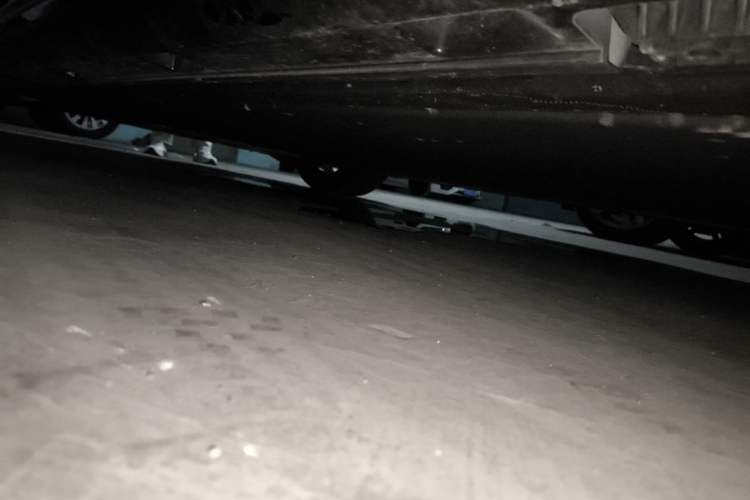 Used Xiaomi Auto SU7 2024 Four-Wheel Drive Ultra-Long Range Advanced Intelligent Driving Max Edition Chassis Rear Left