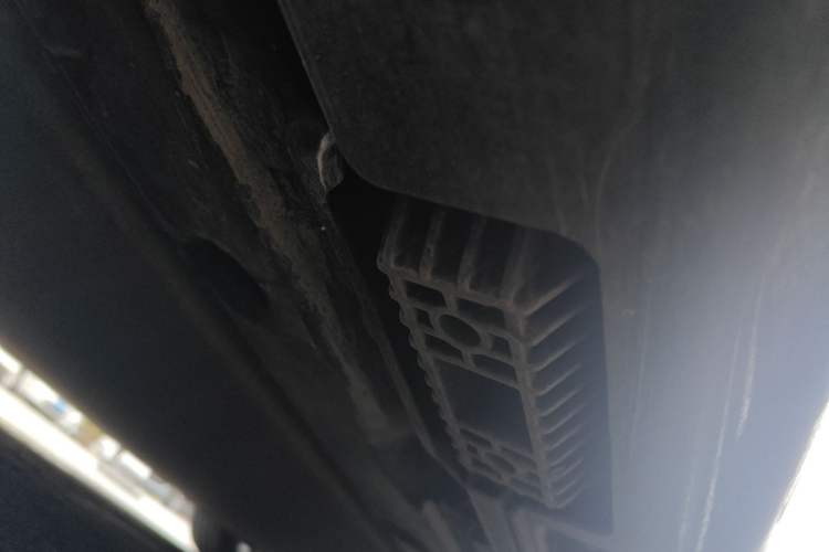 Used Xiaomi Auto SU7 2024 Four-Wheel Drive Ultra-Long Range Advanced Intelligent Driving Max Edition Chassis Rear Right