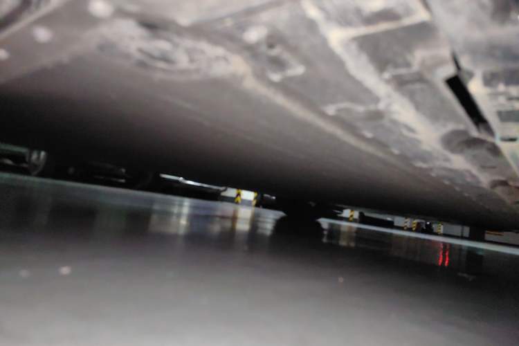 Used Xiaomi Auto SU7 2024 Four-Wheel Drive Ultra-Long Range Advanced Intelligent Driving Max Edition Chassis Rear Right