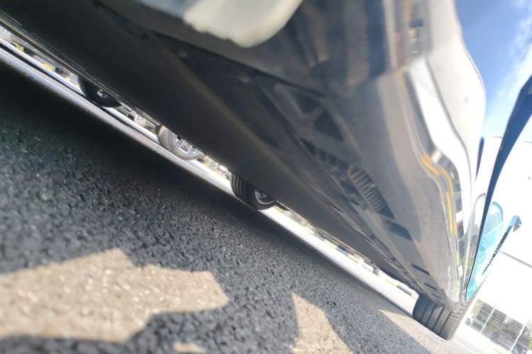 Used Xiaomi Auto SU7 2024 Rear-Drive Ultra-Long Range Advanced Pro-Level Intelligent Driving Version Chassis Rear Right