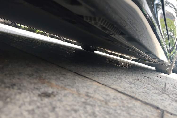 Used Xiaomi Auto SU7 2024 Four-Wheel Drive Ultra-Long Range Advanced Intelligent Driving Max Edition Chassis Rear Right