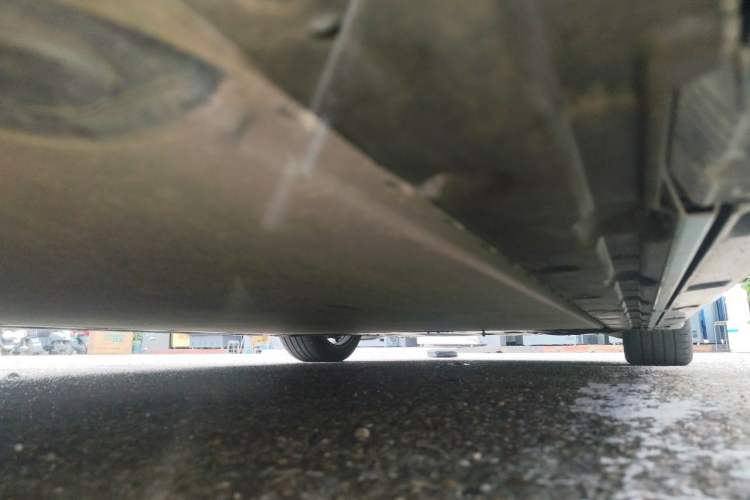 Used Xiaomi Auto SU7 2024 Four-Wheel Drive Ultra-Long Range Advanced Intelligent Driving Max Edition Chassis Rear Right