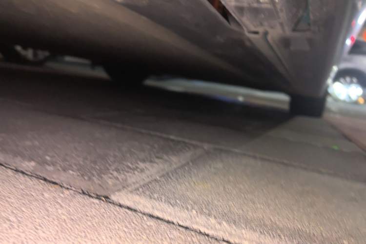Used Xiaomi Auto SU7 2024 Four-Wheel Drive Ultra-Long Range Advanced Intelligent Driving Max Edition Chassis Rear Right