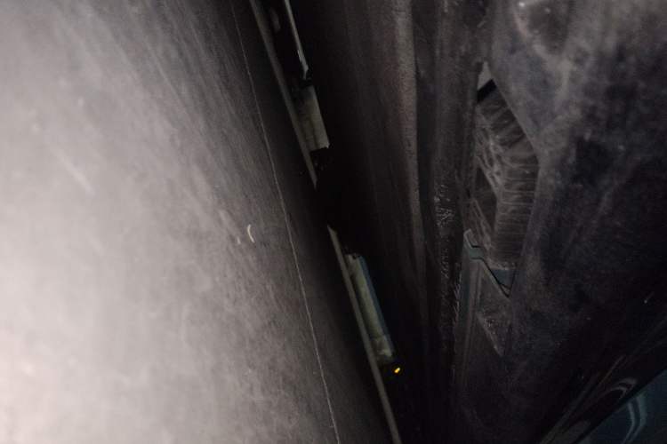 Used Xiaomi Auto SU7 2024 Rear-Drive Long-Range Intelligent Driving Version Chassis Rear Right