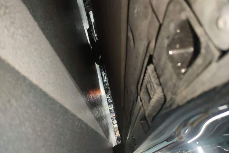 Used Xiaomi Auto SU7 2024 Four-Wheel-Drive Max Founder's Edition Chassis Rear Right