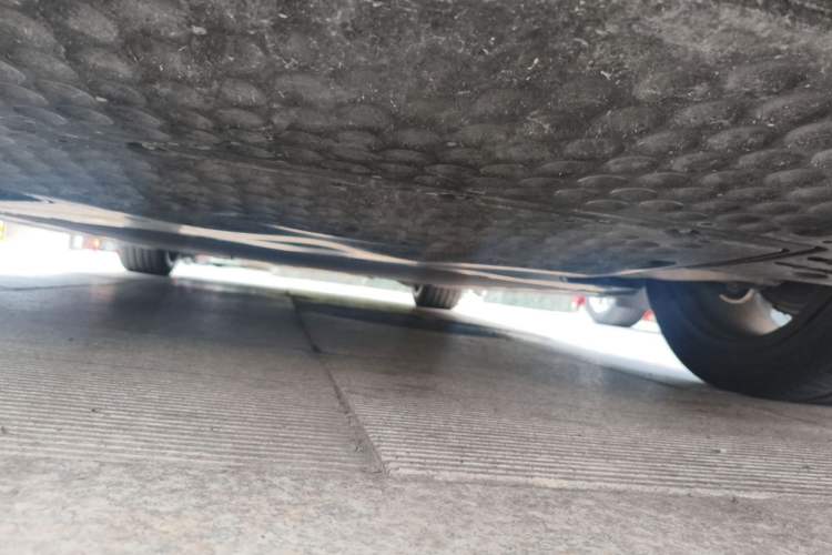 Used Xiaomi Auto SU7 2024 Four-Wheel-Drive Max Founder's Edition Chassis Rear