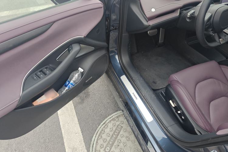 Used Xiaomi Auto SU7 2024 Four-Wheel Drive Ultra-Long Range Advanced Intelligent Driving Max Edition Driver Seat