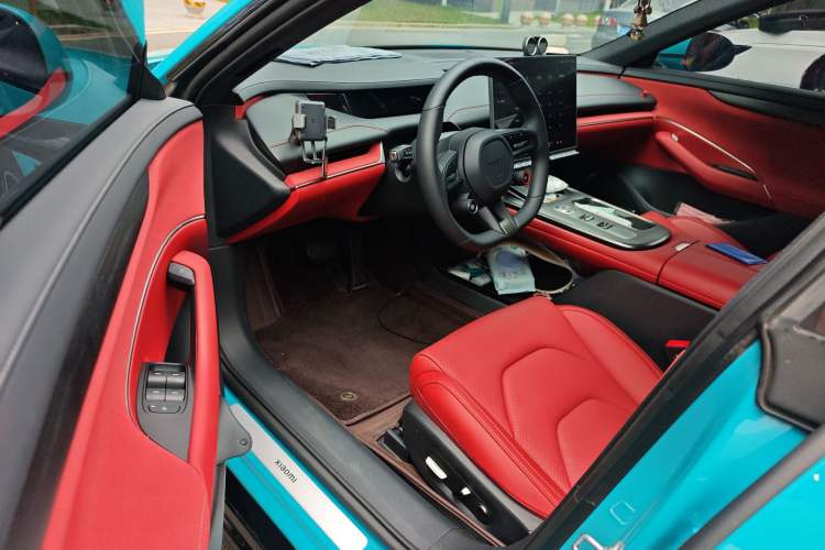 Used Xiaomi Auto SU7 2024 Rear-Drive Ultra-Long Range Advanced Pro-Level Intelligent Driving Version Driver Seat