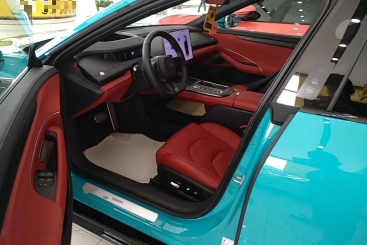 Used Xiaomi Auto SU7 2024 Four-Wheel Drive Ultra-Long Range Advanced Intelligent Driving Max Edition Driver Seat