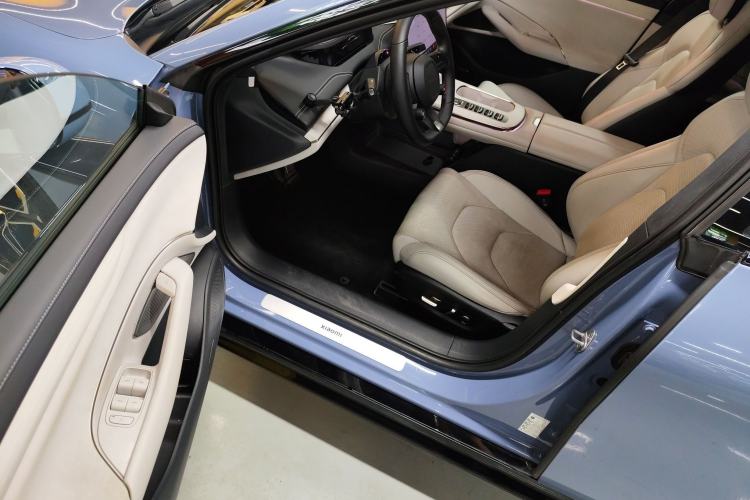 Used Xiaomi Auto SU7 2024 Four-Wheel Drive Ultra-Long Range Advanced Intelligent Driving Max Edition Driver Seat