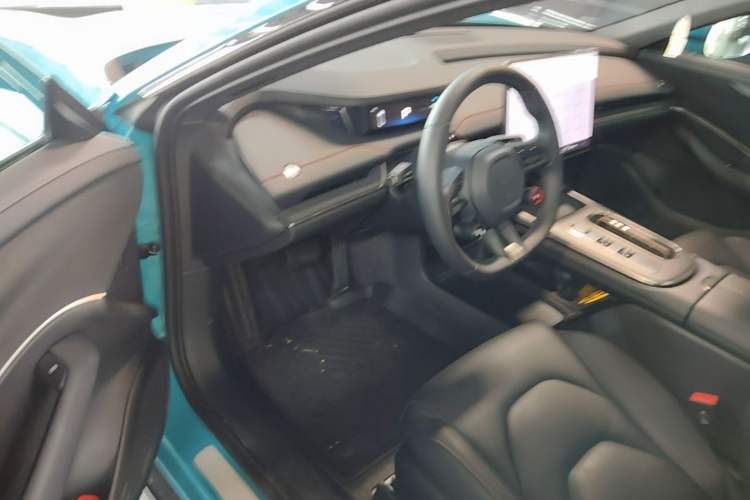 Used Xiaomi Auto SU7 2024 Rear-Drive Standard Founder Edition Driver Seat