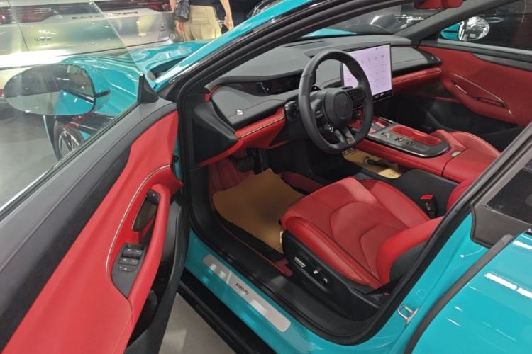 Used Xiaomi Auto SU7 2024 Rear-Drive Long-Range Intelligent Driving Version Driver Seat
