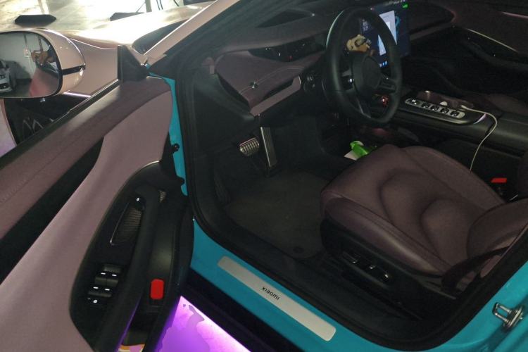 Used Xiaomi Auto SU7 2024 Four-Wheel Drive Ultra-Long Range Advanced Intelligent Driving Max Edition Driver Seat