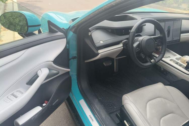 Used Xiaomi Auto SU7 2024 Four-Wheel Drive Ultra-Long Range Advanced Intelligent Driving Max Edition Driver Seat
