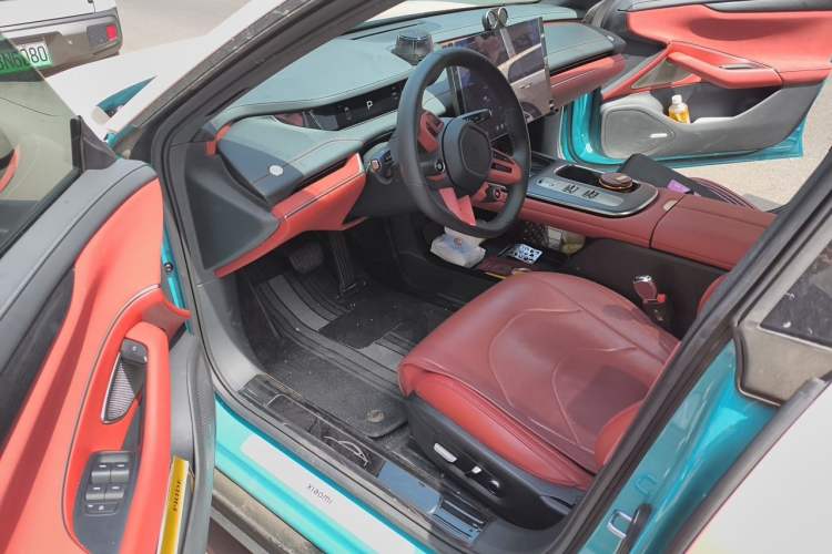Used Xiaomi Auto SU7 2024 Rear-Drive Long-Range Intelligent Driving Version Driver Seat