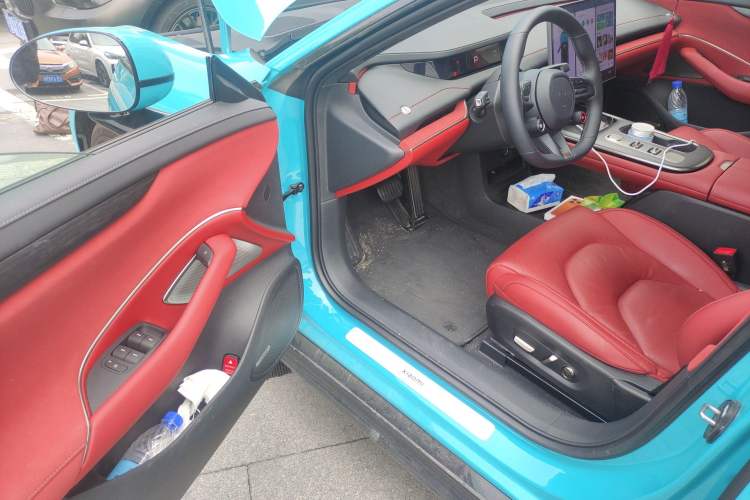 Used Xiaomi Auto SU7 2024 Rear-Drive Long-Range Intelligent Driving Version Driver Seat