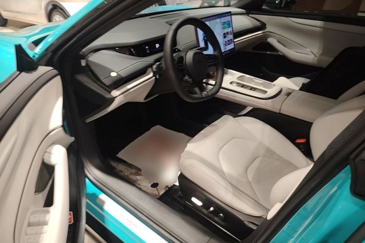 Used Xiaomi Auto SU7 2024 Rear-Drive Long-Range Intelligent Driving Version Driver Seat
