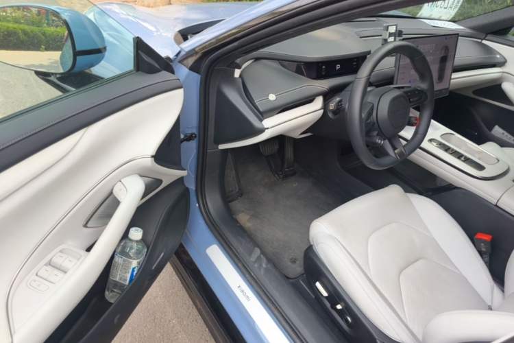 Used Xiaomi Auto SU7 2024 Rear-Drive Long-Range Intelligent Driving Version Driver Seat