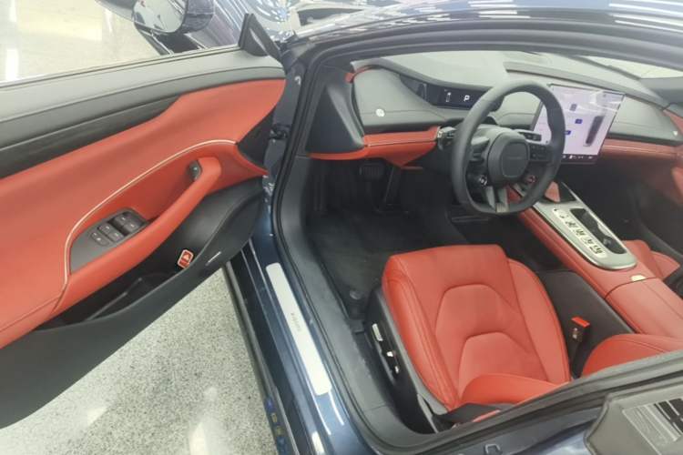 Used Xiaomi Auto SU7 2024 Rear-Drive Ultra-Long Range Advanced Pro-Level Intelligent Driving Version Driver Seat