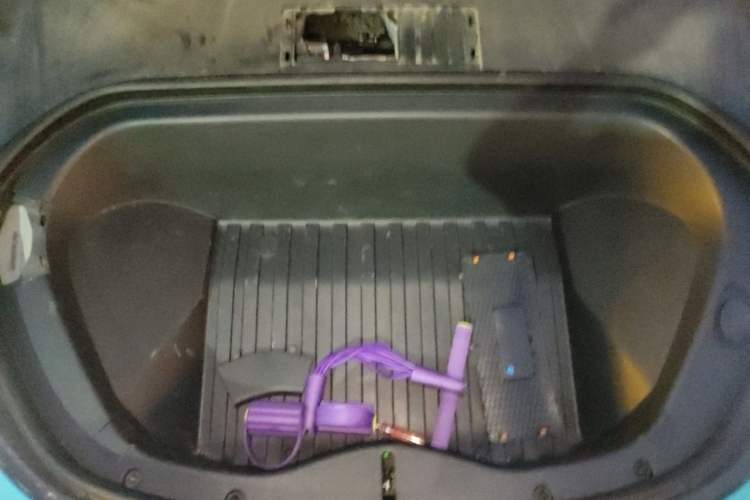 Used Xiaomi Auto SU7 2024 Four-Wheel-Drive Max Founder's Edition Engine Bay