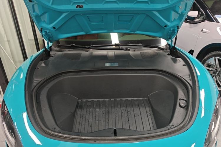 Used Xiaomi Auto SU7 2024 Rear-Drive Ultra-Long Range Advanced Pro-Level Intelligent Driving Version Engine Bay