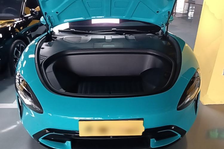 Used Xiaomi Auto SU7 2024 Rear-Drive Long-Range Intelligent Driving Version Engine Bay