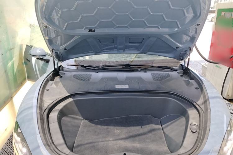Used Xiaomi Auto SU7 2024 Four-Wheel Drive Ultra-Long Range Advanced Intelligent Driving Max Edition Engine Bay
