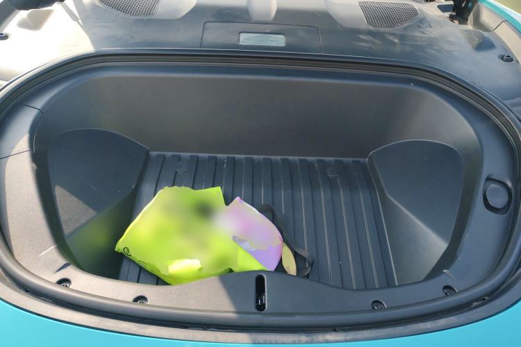 Used Xiaomi Auto SU7 2024 Rear-Drive Ultra-Long Range Advanced Pro-Level Intelligent Driving Version Engine Bay