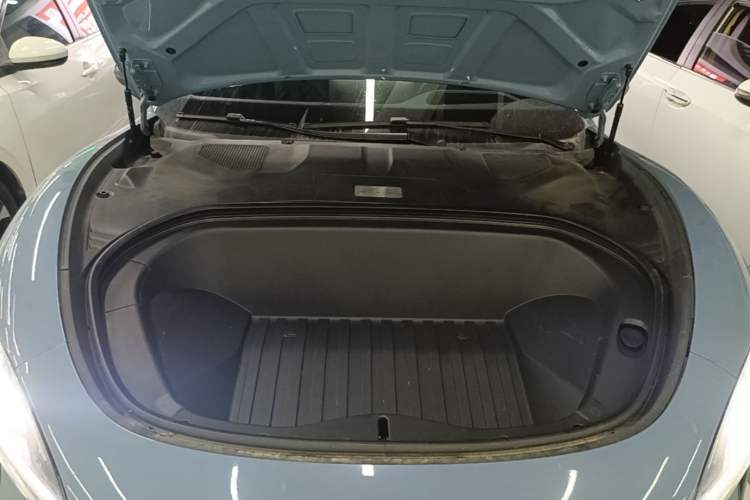 Used Xiaomi Auto SU7 2024 Four-Wheel-Drive Max Founder's Edition Engine Bay