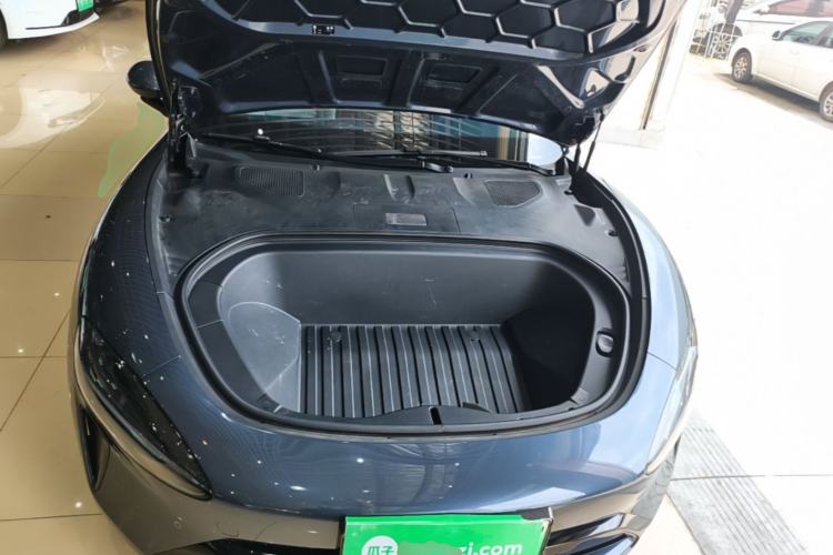 Used Xiaomi Auto SU7 2024 Rear-Drive Ultra-Long Range Advanced Pro-Level Intelligent Driving Version Engine Bay