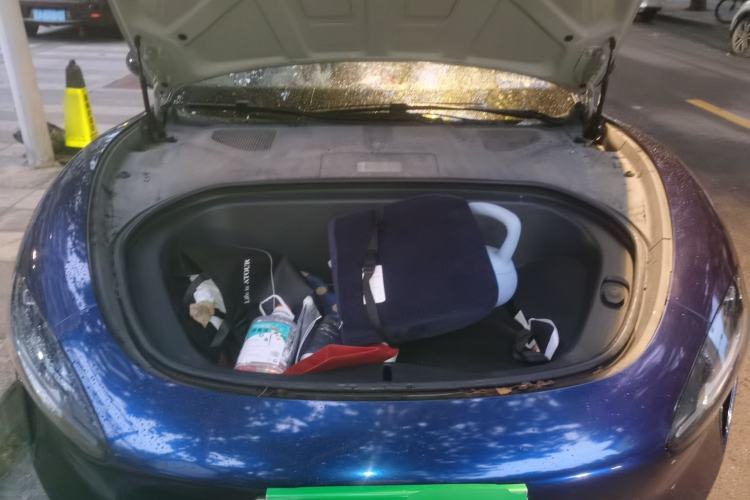 Used Xiaomi Auto SU7 2024 Rear-Drive Long-Range Intelligent Driving Version Engine Bay