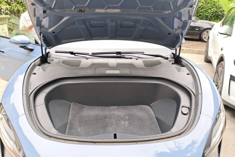 Used Xiaomi Auto SU7 2024 Four-Wheel Drive Ultra-Long Range Advanced Intelligent Driving Max Edition Engine Bay