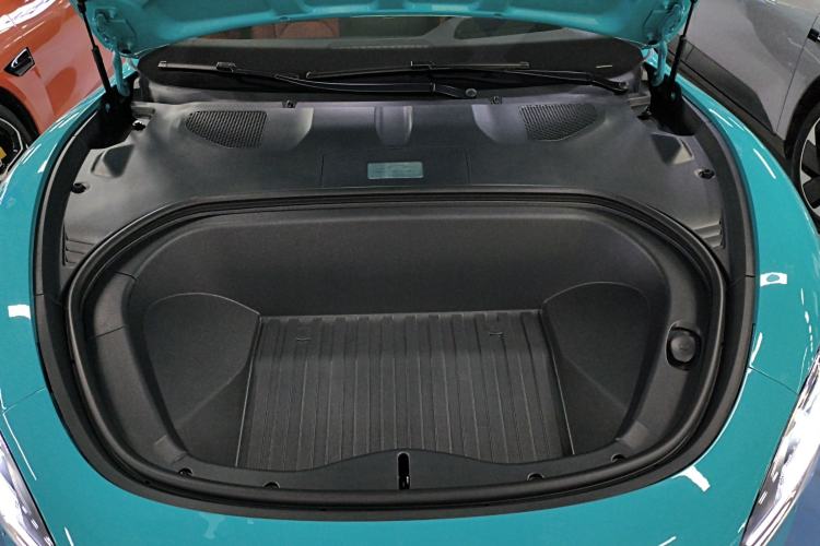Used Xiaomi Auto SU7 2024 Four-Wheel Drive Ultra-Long Range Advanced Intelligent Driving Max Edition Engine Bay