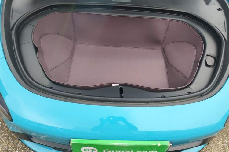 Used Xiaomi Auto SU7 2024 Four-Wheel Drive Ultra-Long Range Advanced Intelligent Driving Max Edition Engine Bay