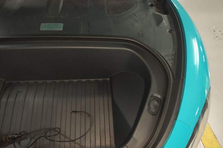 Used Xiaomi Auto SU7 2024 Four-Wheel-Drive Max Founder's Edition Engine Bay Left