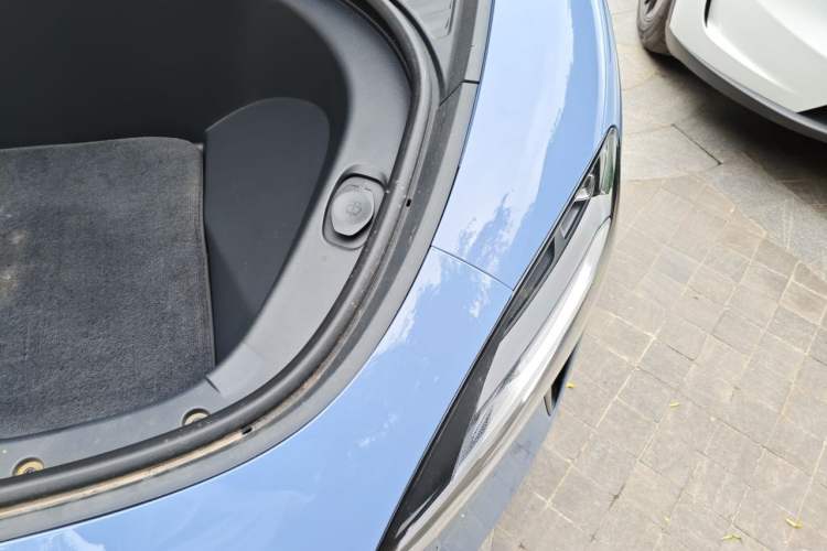 Used Xiaomi Auto SU7 2024 Four-Wheel Drive Ultra-Long Range Advanced Intelligent Driving Max Edition Engine Bay Left