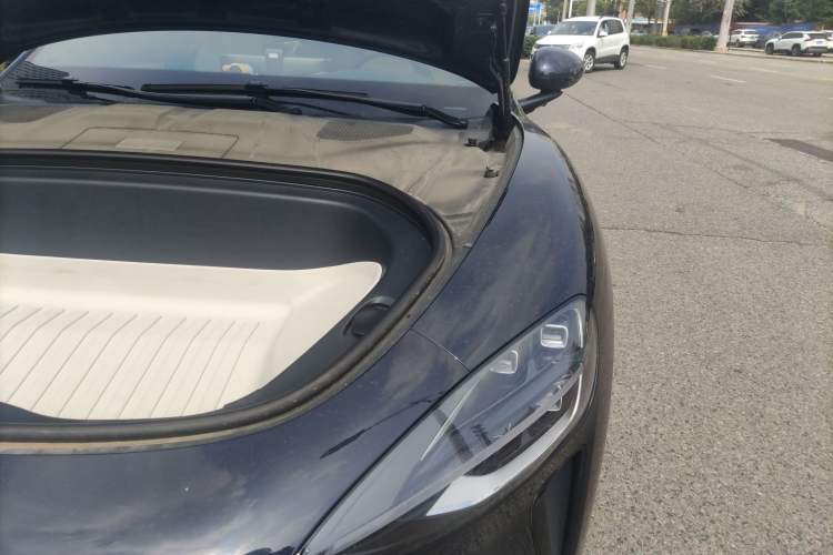 Used Xiaomi Auto SU7 2024 Rear-Drive Ultra-Long Range Advanced Pro-Level Intelligent Driving Version Engine Bay Left