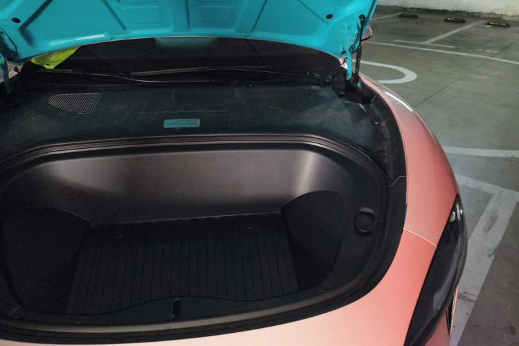 Used Xiaomi Auto SU7 2024 Four-Wheel Drive Ultra-Long Range Advanced Intelligent Driving Max Edition Engine Bay Left