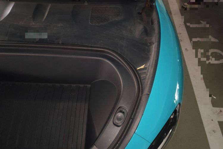 Used Xiaomi Auto SU7 2024 Rear-Drive Long-Range Intelligent Driving Version Engine Bay Left