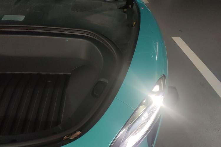 Used Xiaomi Auto SU7 2024 Four-Wheel-Drive Max Founder's Edition Engine Bay Left